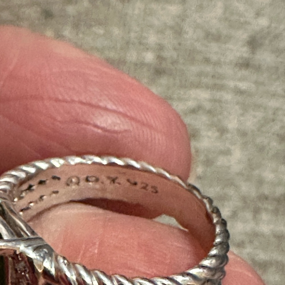 David Yurman Silver Ring with Prasiolite (Green) Gemstone - Picture 9 of 11